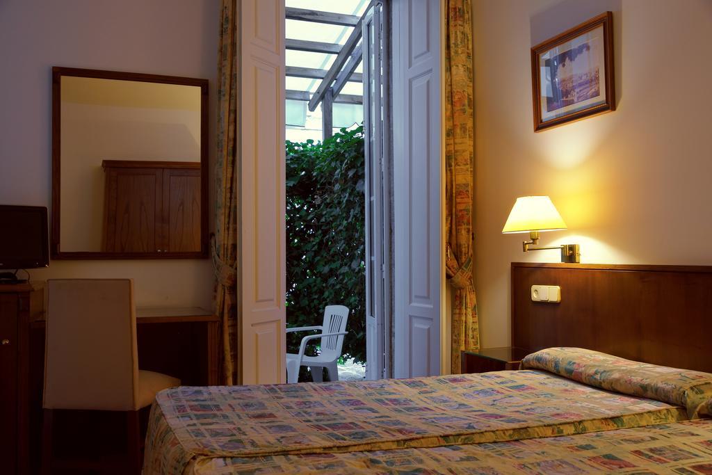 Pazo Almuzara Hotell Boborás Exteriör bild