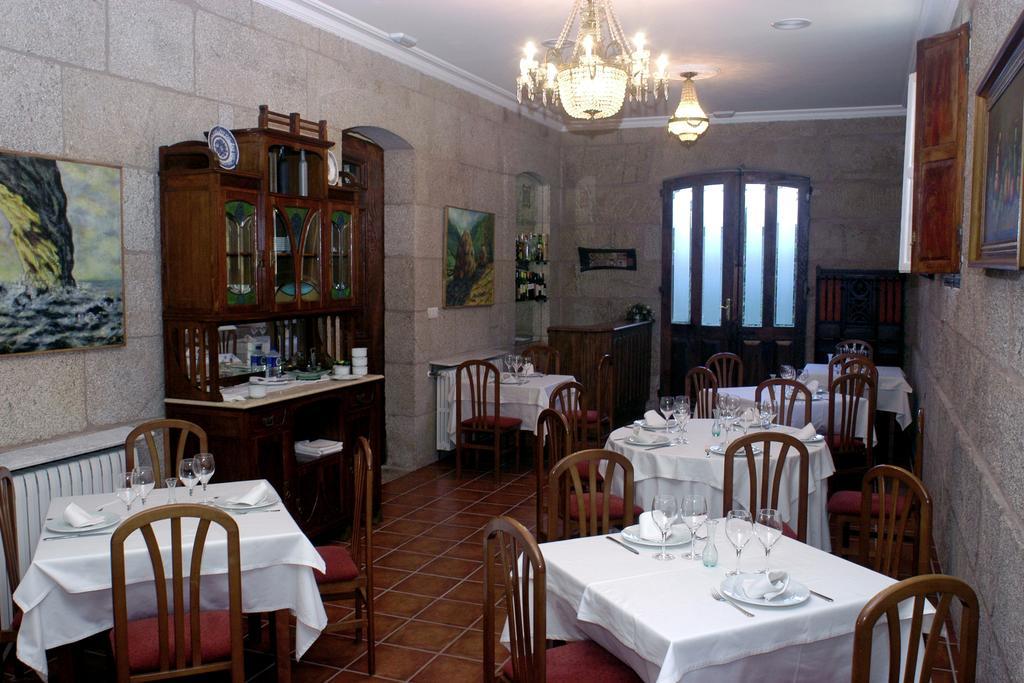 Pazo Almuzara Hotell Boborás Restaurang bild