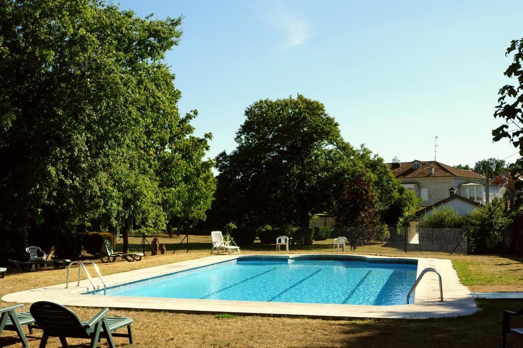 Pazo Almuzara Hotell Boborás Exteriör bild
